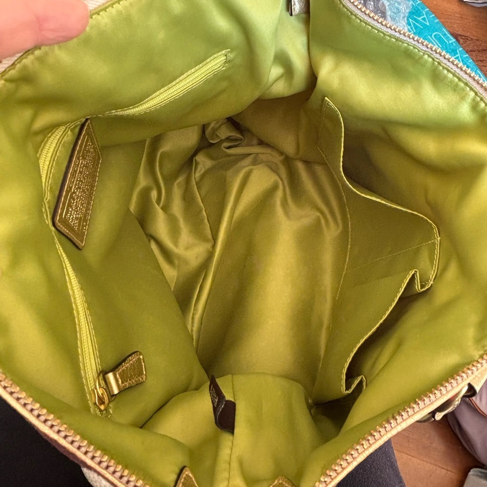 Coach Poppy L1071-16326 Heritage Legacy Stripe w Sequins Large Tote in EUC (#3) - Picture 12 of 14